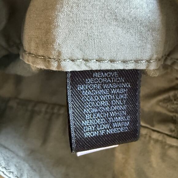 Express Utility Cargo Shorts with Back Zip Pockets - Size 4 Khaki - Picture 9 of 9
